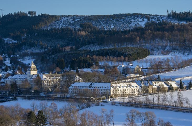 Kloster Grafschaft in Schmallenberg-Graschaft Kloster Grafschaft im Schnee in Schmallenberg-Grafschaft